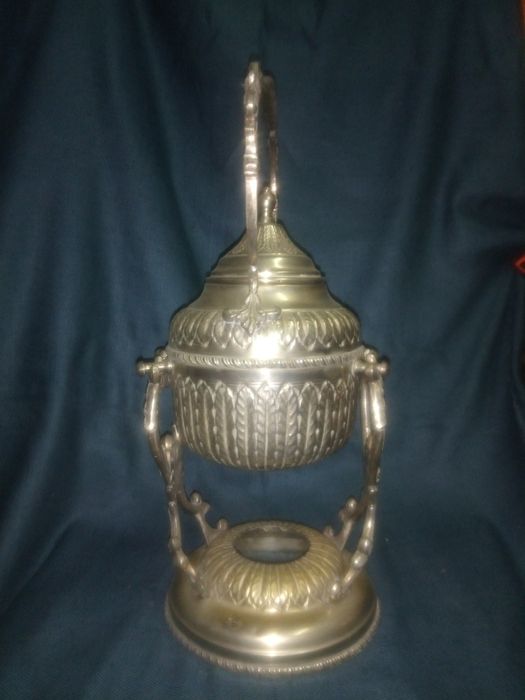 Antiga chaleira - samovar em casquinha