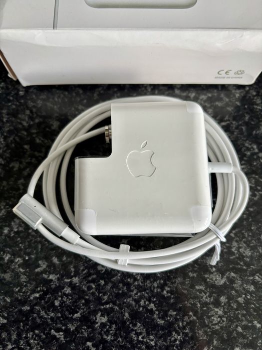 iPhone 45W L-Type Charger427389744327567361