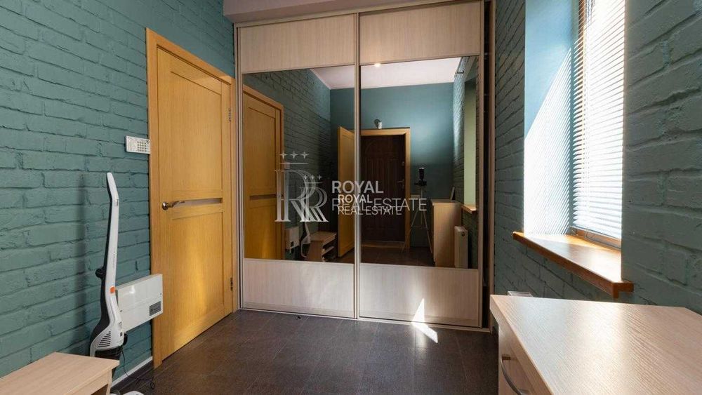 Продаж дуплексу 6к 232 м2 на ділянці 4 сотки Плюти біля лісу з укриттям