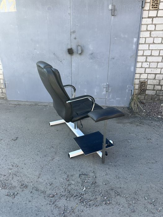 Крісло педікюрне