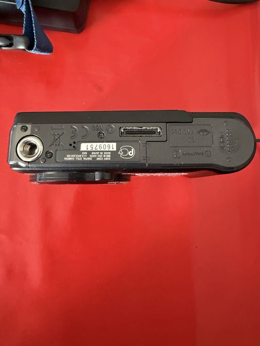 Sony Cyber-shot DSC-HX5