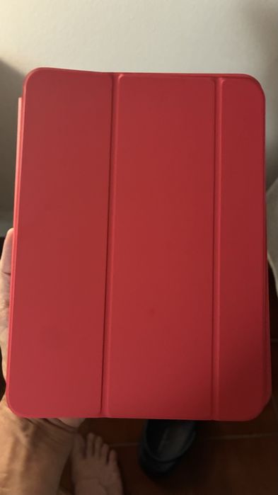iPad 10.2” Wi-Fi 64GB Azul Junho 2025 como novo e com Smart Folio melancia, cabo e carregador originais