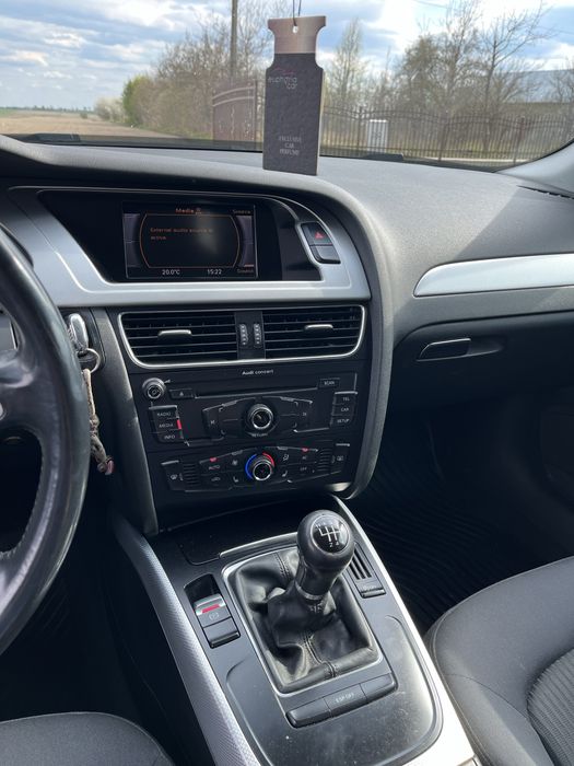 Audi A4 B8 Avant przedlift