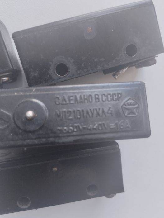 Продам микропереключатели