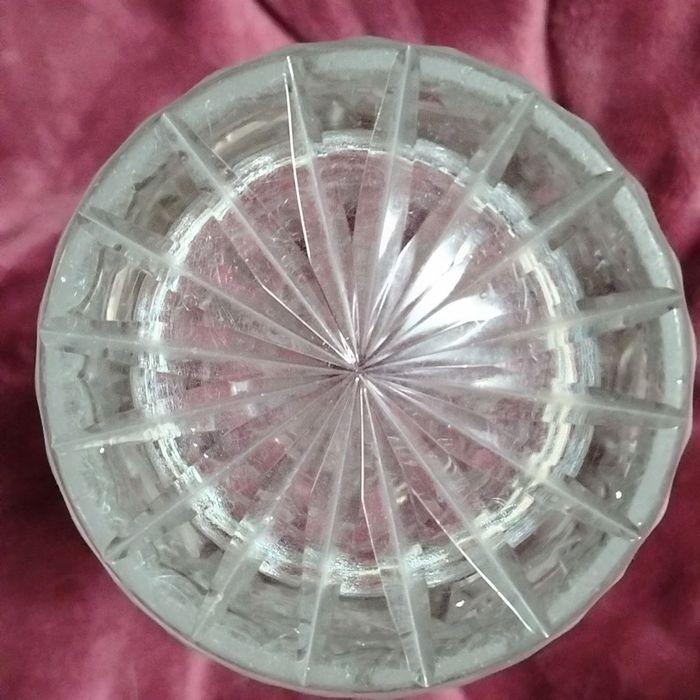 стильні вази для квітів