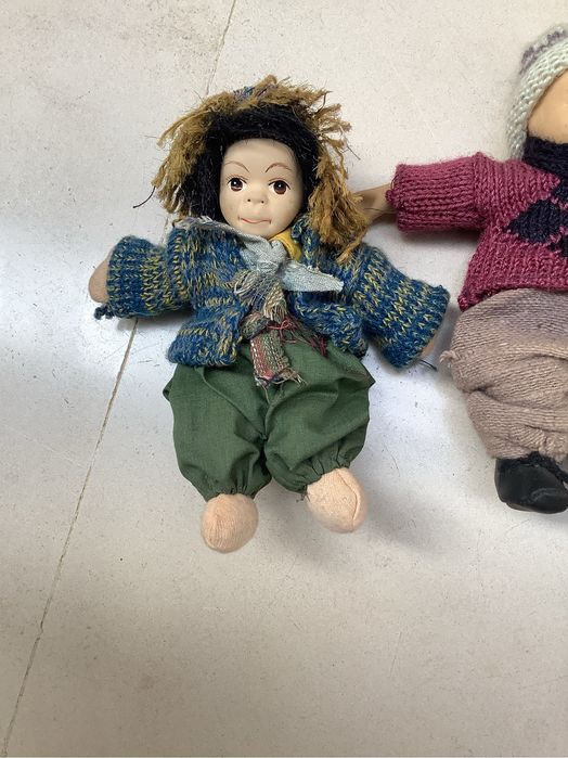 3 Decorative Dolls424395369560166403