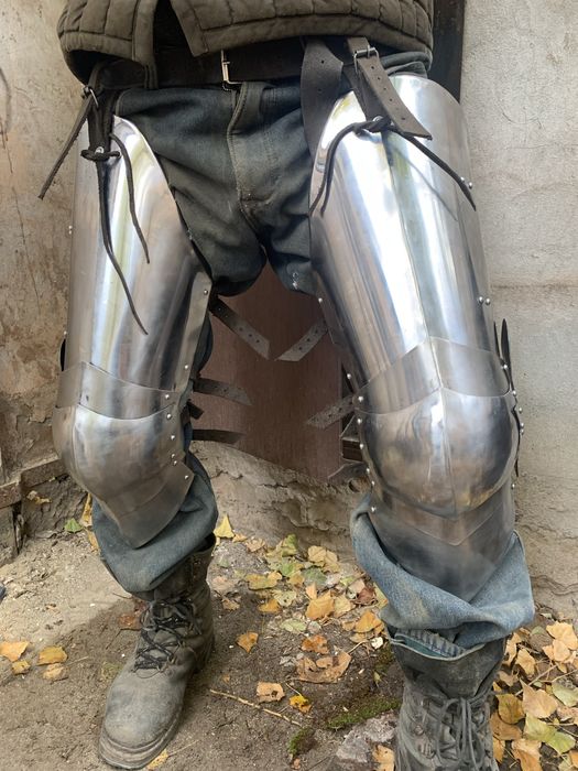 Латні набедреники/латні ноги