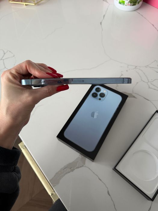 Продам IPhone 13 Pro Max, 256Gb, Sierra Blue