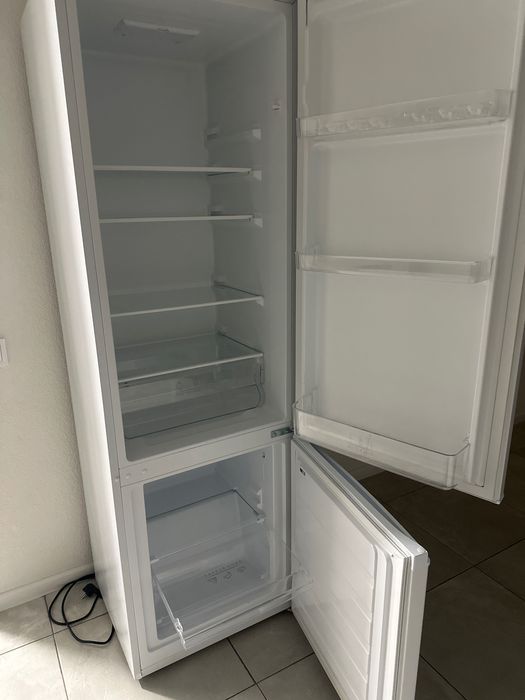 Холодильник grunhelm