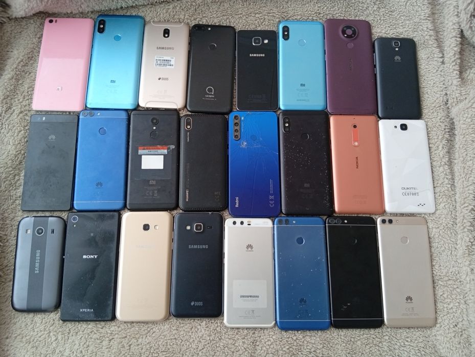 Продам лот мобільних телефонів