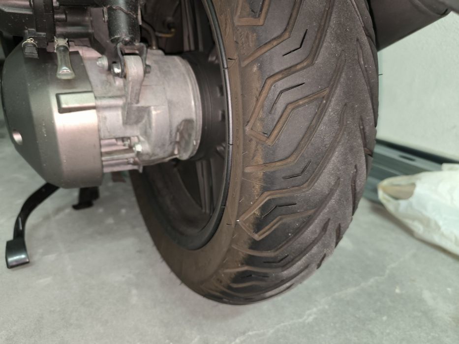 Honda forza 125 9000km