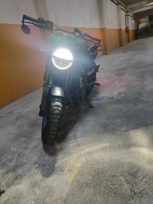 Husqvarna Svartpilen
