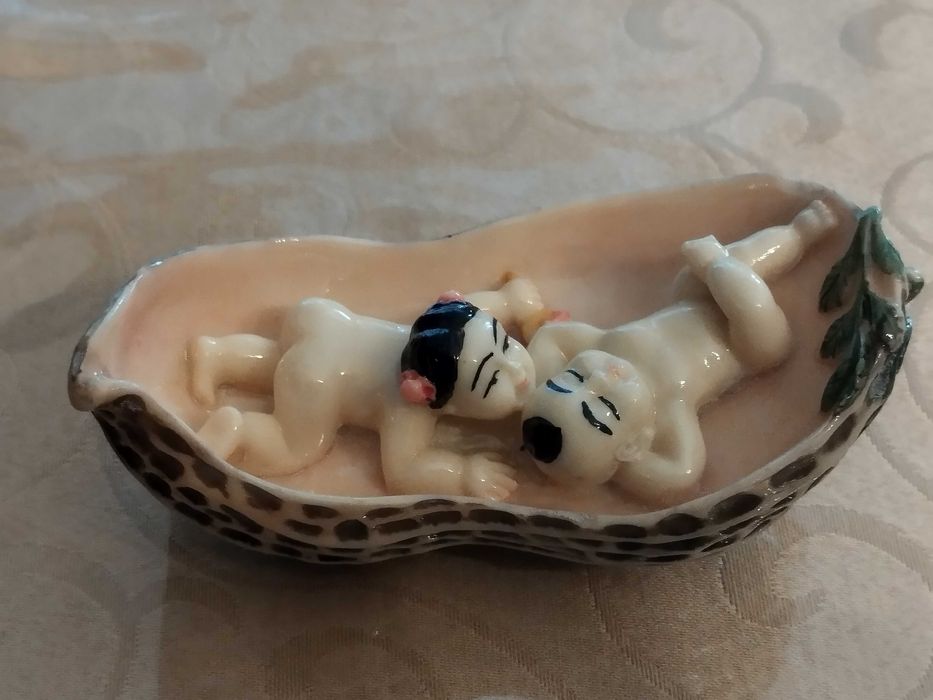 Figuras chinesas em resina