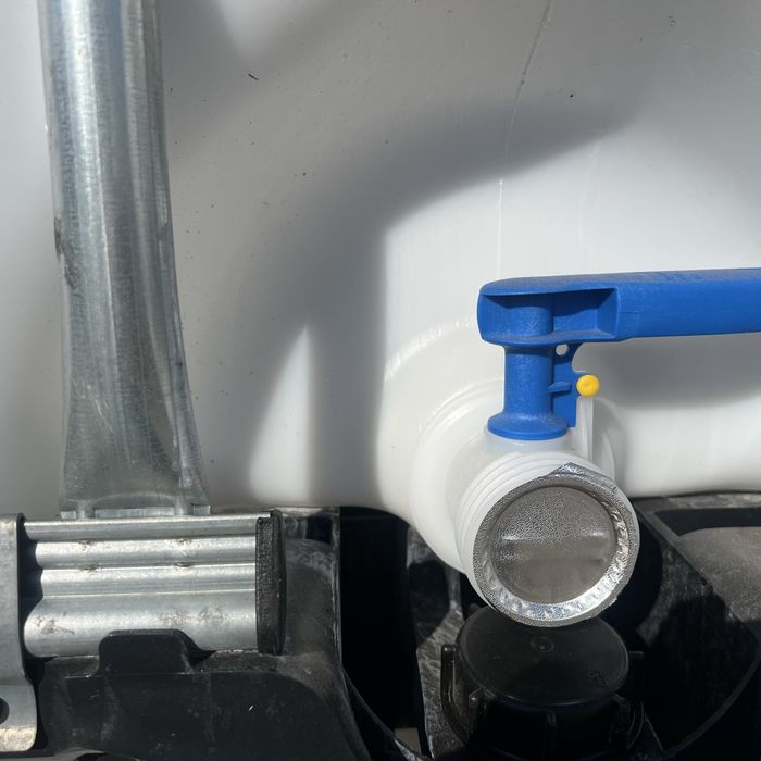 Еврокуби, бочки, нові і вживані