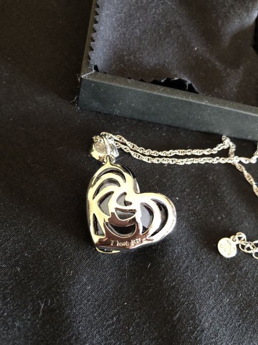 Colar Swarovski ..64738681349635123