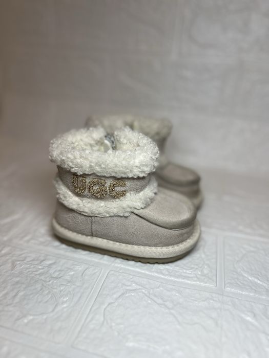 Продам зимове взуття для дівчинки