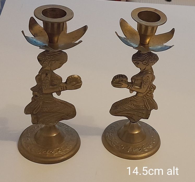 Porta velas mulher peq