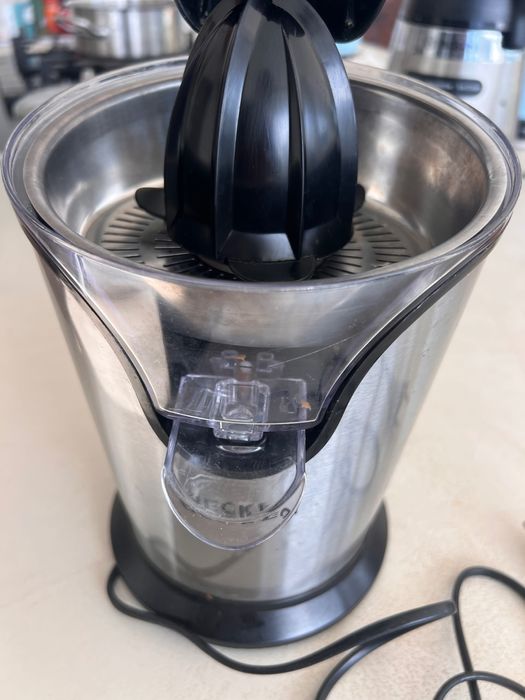 Espremedor de citrinos