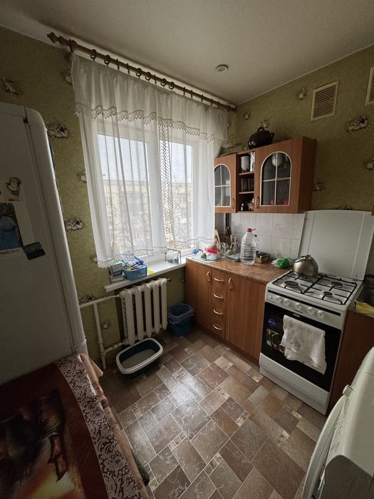 Продам 2к квартиру квартиру смт.Черкаське