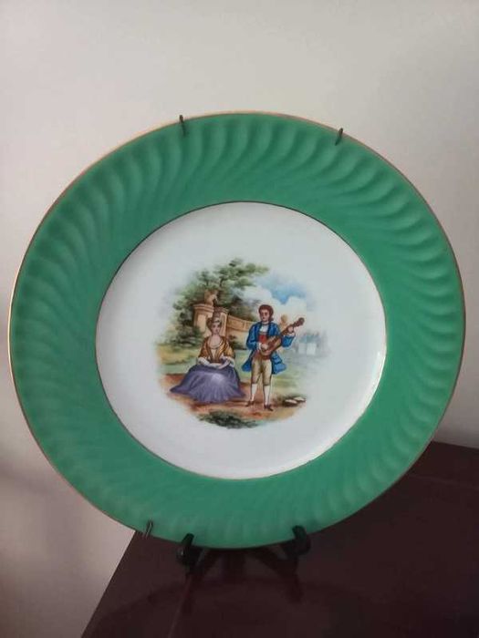 Vista Alegre Decorative Plate
