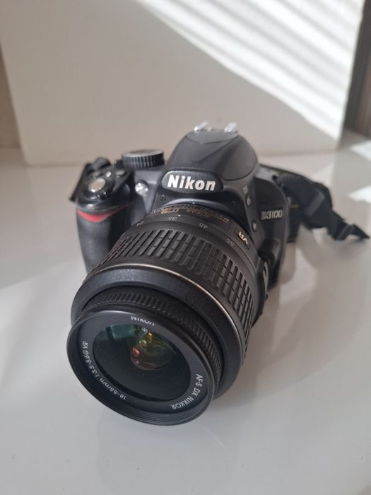 Nikon D3100 kit 18-55