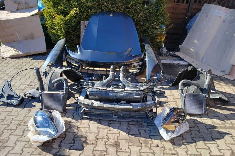 Porsche Panamera Бампер запчасти порше панамера деталь