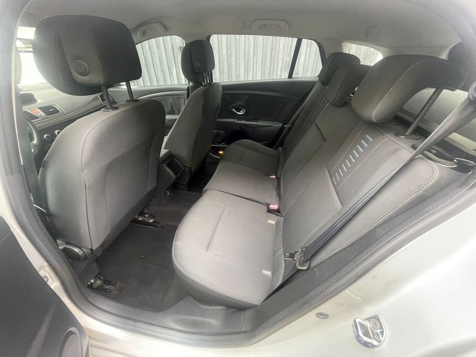 Renault Mégane 1.5 dci foto 4