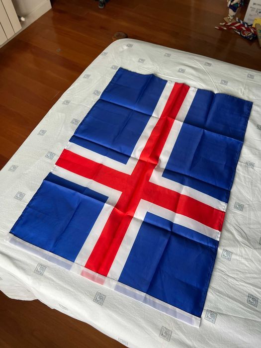 Bandeira Islândia tamanho médio - nova