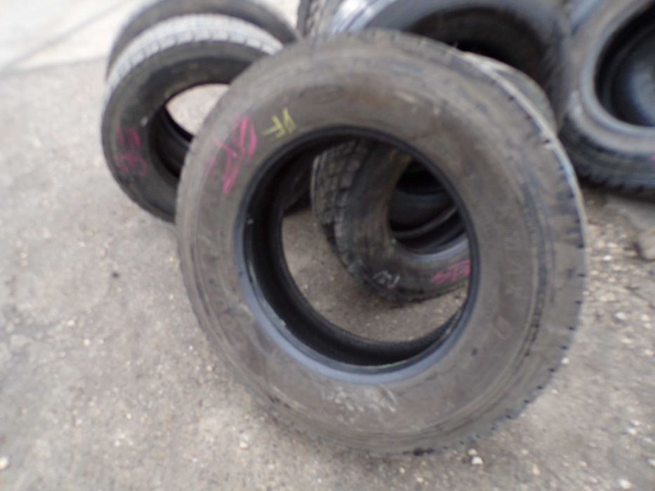 opona 305/70R22.5 Goodyear KMAX D (890 netto)