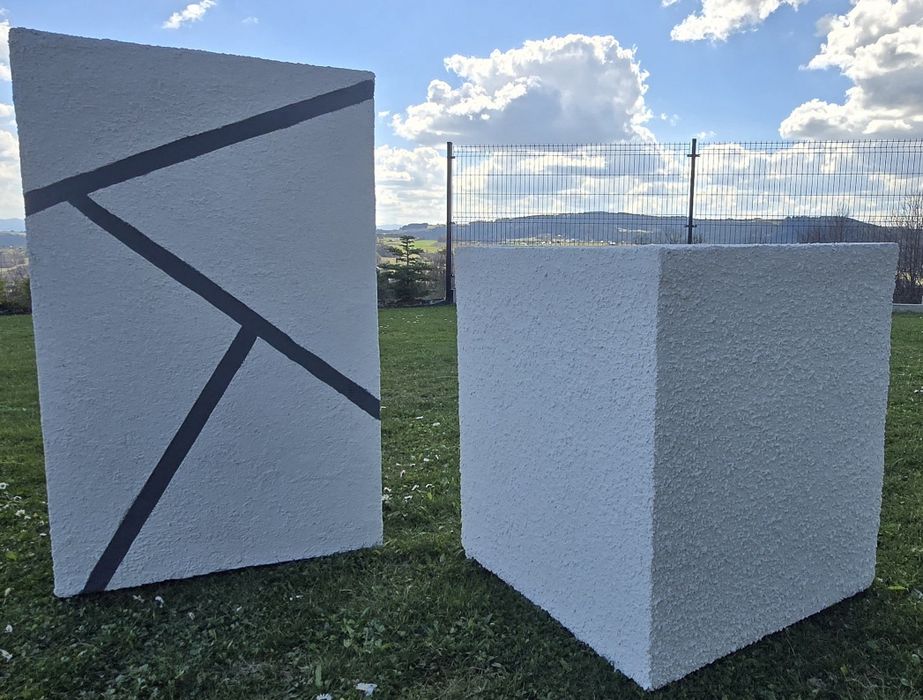 Donica termo, ogrodowa. Doniczka ze styropianu, betonowa, tynk.