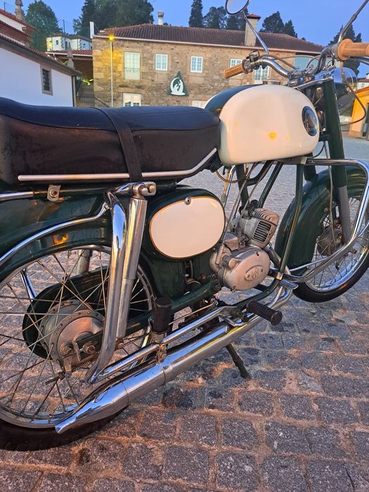 Vendo motorizada Sachs
