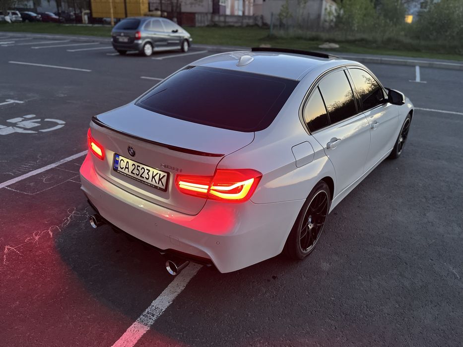 BMW 328i F30 2015 n26