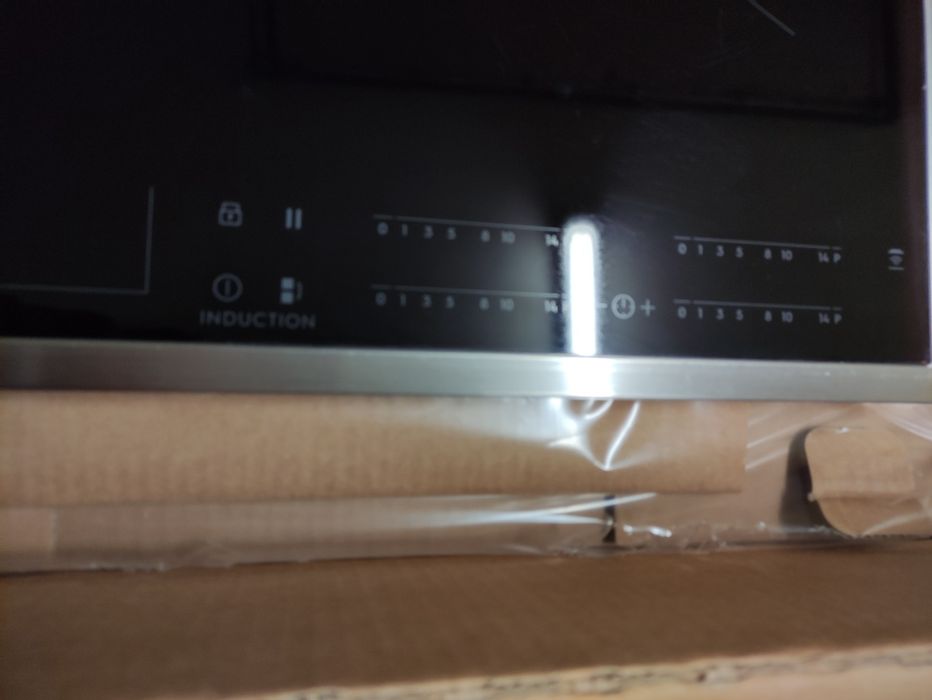 Szkło szyba ceramiczna płyty indukcyjnej Elektrolux EIV6340X