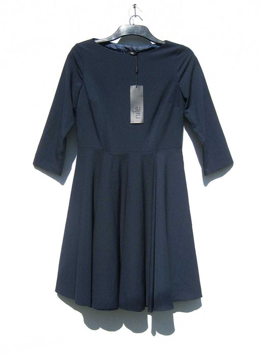 Деловое тёмно синее расклешённое платье с рукавом бренд Nife Польша М