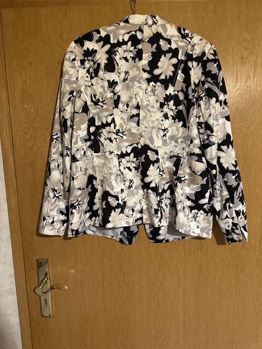 Piekna marynarka nowa