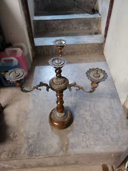 Antyczny świecznik (mosiężny, trójramienny) stan idealny