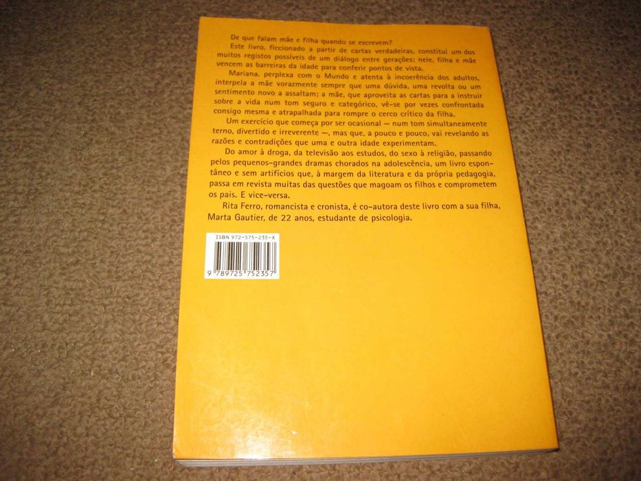 Livro "Desculpe Lá, Mãe" de Rita Ferro e Marta Gautier