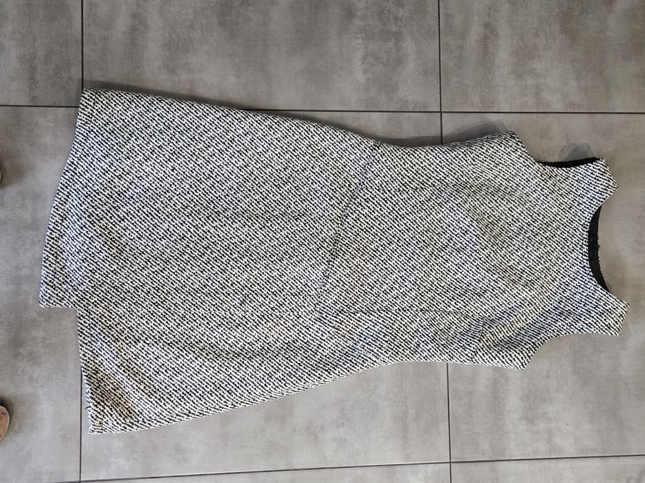 Sukienka ciepla rozmiar 38 wełna