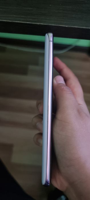 Samsung Galaxy s20 FE 6/128 ідеал