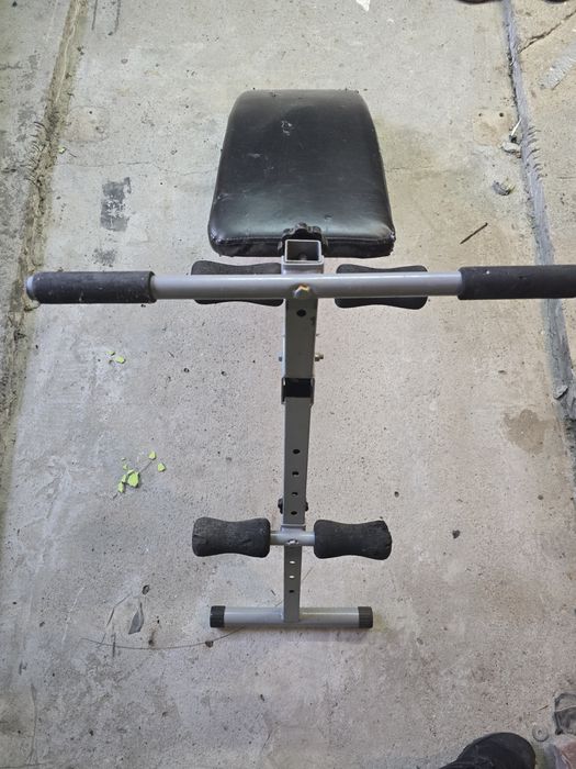 Ławeczka do  ćwiczeń brzuszków