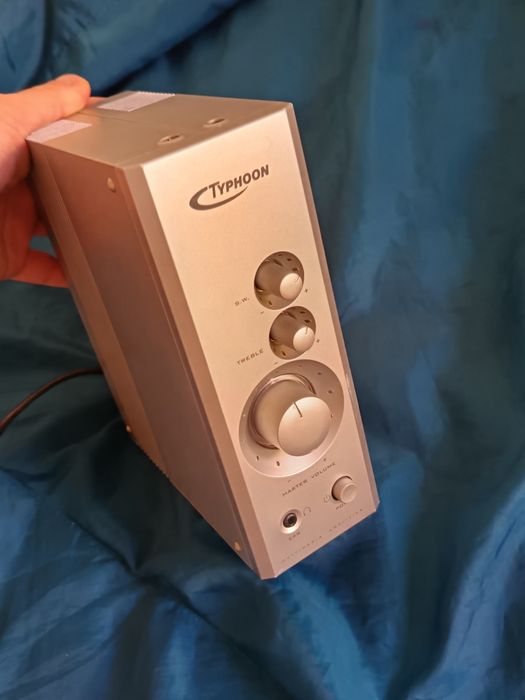 Amplificador Typhoon 2.1