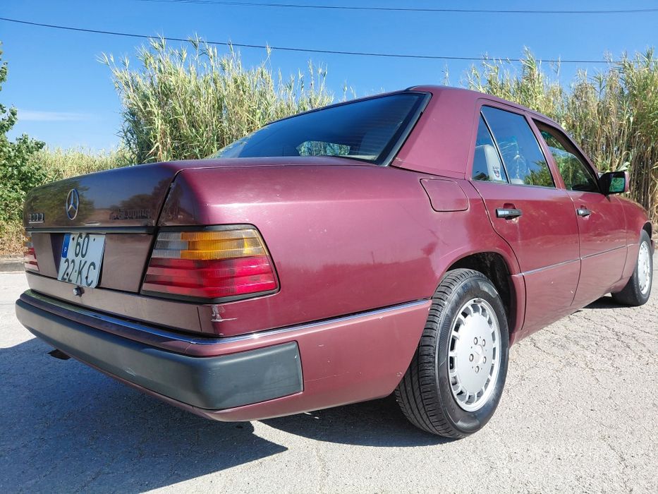 300D - 2.5 Turbo versão americana