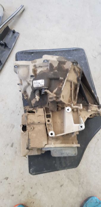 Ford Fusion Fiesta MK6 1.4 skrzynia biegów 2N1R7002CB