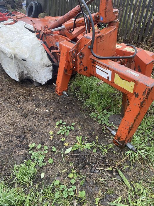 Kosiarka dyskowa kuhn fc 240 p z kondencjonerem