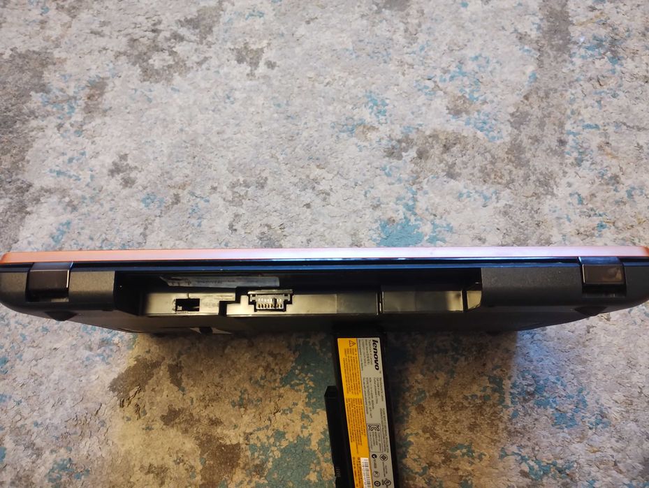 Lenovo IdeaPad Y570