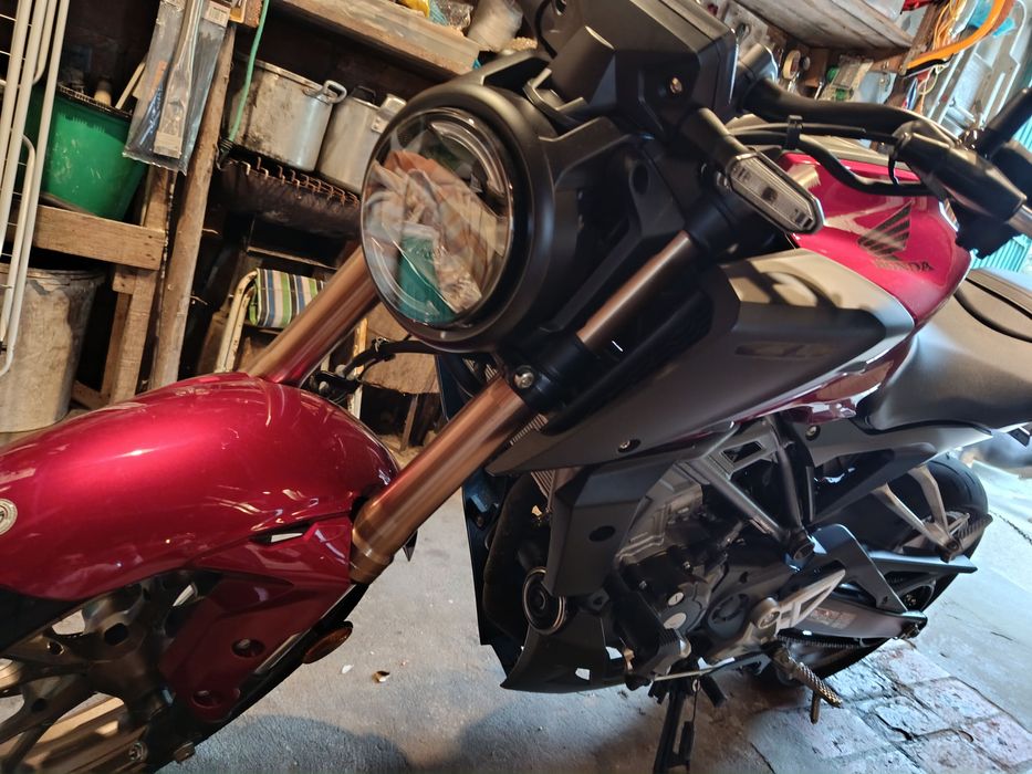 Honda cb125r semi nova