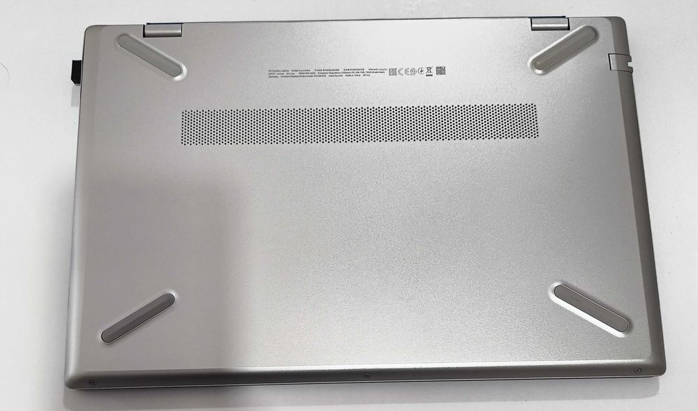 HP 15.6" Ryzen 5 • 16GB RAM • 500GB SSD • excelente estado