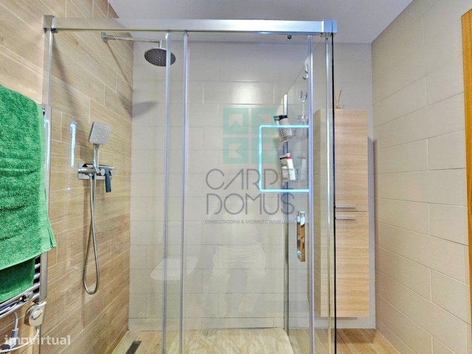 Apartamento T1 renovado em Cascais