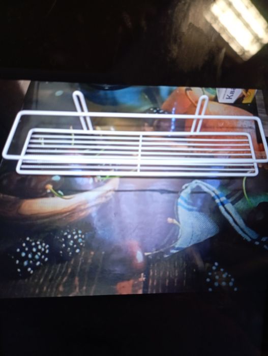 Продам біла металева полка