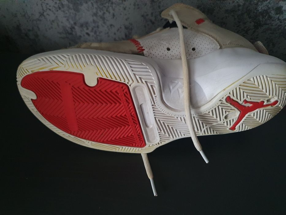 Кроссовки  для баскетбола